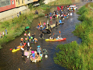 Fires 2015. Quarta baixada d'andròmines per l'Onyar