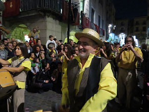 Fires 2015. Ball de la Cercavila del Preg&oacute; a la pla&ccedil;a del Vi