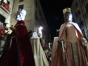 Fires 2015. Ball de la Cercavila del Preg&oacute; a la pla&ccedil;a del Vi