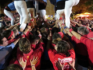 Fires 2015. Els castells de vigília, amb els Marrecs de Salt i Castellers de l'Alt Maresme