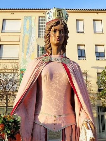 La geganta Anna Gironella, de Fal&middot;lera Gironina