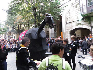 Fires 2015. Penjada del Tarl&agrave; a l'Argenteria amb la Mula Baba i la Girona Marxing Band