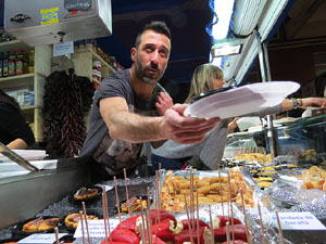 Girona10 2016. Tastets gastron&ograve;mics al Mercat del Lle&oacute; de Girona