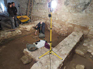 Excavacions a l'Hospital dels Capellans o dels Clergues