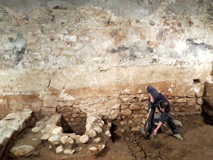 Excavacions a l'Hospital dels Capellans o dels Clergues