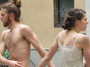 inund'ART 2016. Dansa a la pla&ccedil;a Mercaders amb Agitart