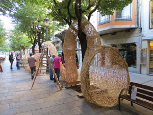 inund'ART 2016. Exposicions, exhibicions i activitats a la Rambla de la Llibertat i la pla&ccedil;a Catalunya