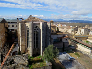 Itinerari de la Muralla. Des de la torre de Sant Domènec a la del Llamp