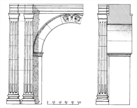 Reconstrucci&oacute; hipot&egrave;tica de la porta-arc desmuntada i incorporada a la fonamentaci&oacute; de la torre baix-imperial. Al&ccedil;at frontal i secci&oacute;