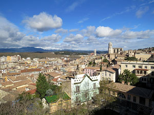 Itinerari de la Muralla. La torre i el portal dels Socors