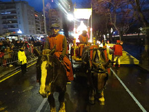 La Cavalcada de Reis 2016. Desfilada pels carrers de la ciutat, fins la pla&ccedil;a del Vi