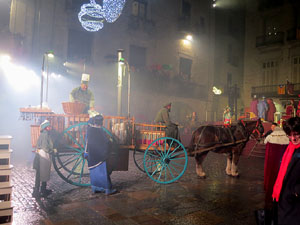 La Cavalcada de Reis 2016. Arribada a la pla&ccedil;a del Vi i rebuda de l'alcalde