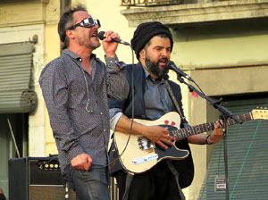 Festival Strenes 2016. Concert inaugural al terrat del punt d'Informaci&oacute; de la Rambla a c&agrave;rrec de Love of Lesbian