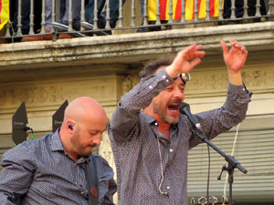 Festival Strenes 2016. Concert inaugural al terrat del punt d'Informaci&oacute; de la Rambla a c&agrave;rrec de Love of Lesbian