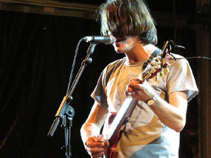 Festival Strenes 2016. Escenari de la pla&ccedil;a de Sant Feliu. Actuaci&oacute; de Joan Colomo