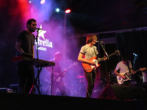 Festival Strenes 2016. Escenari de la pla&ccedil;a de Sant Feliu. Actuaci&oacute; de Joan Colomo