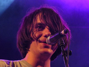 Festival Strenes 2016. Escenari de la pla&ccedil;a de Sant Feliu. Actuaci&oacute; de Joan Colomo