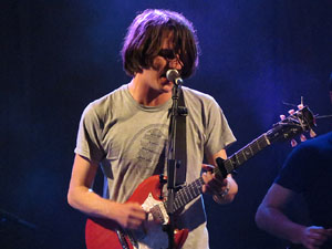 Festival Strenes 2016. Escenari de la pla&ccedil;a de Sant Feliu. Actuaci&oacute; de Joan Colomo