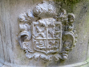 Temps de Flors 2016. Muntatges i instal&middot;lacions al Palau de Caramany