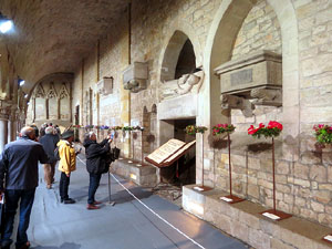 Temps de Flors 2016. Decoraci&oacute; floral del claustre de la Catedral