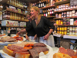 Temps de Flors 2016. Nit de Flors i Sabors al Mercat del Lleó