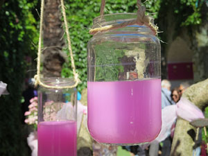 Temps de Flors 2016. Muntatges i instal&middot;lacions a la Capella de Sant Crist&ograve;fol