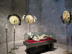 Temps de Flors 2016. Esgl&eacute;sia de Sant Feliu. La nau i les capelles laterals