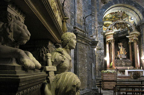 Mausoleu de la Companyia de Santa B&agrave;rbara a la capella de Sant Narc&iacute;s
