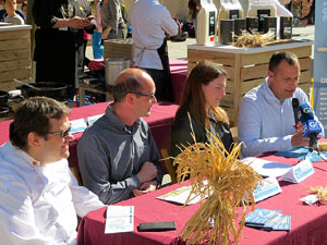 Presentaci&oacute; de les XXIV Jornades Gastron&ograve;miques Pals i la cuina de l'arr&ograve;s al  Mercat del Lle&oacute;