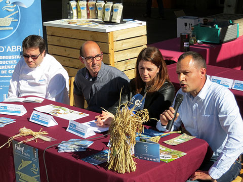 Un moment de la presentaci&oacute;