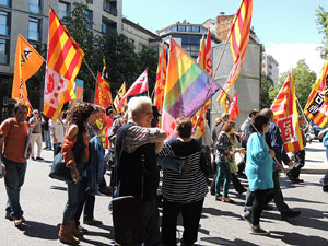 Manifestaci&oacute; de l'1 de maig pels carrers de Girona