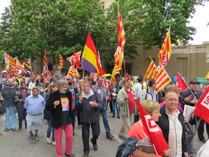 Manifestaci&oacute; de l'1 de maig pels carrers de Girona