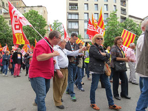 Manifestaci&oacute; de l'1 de maig pels carrers de Girona