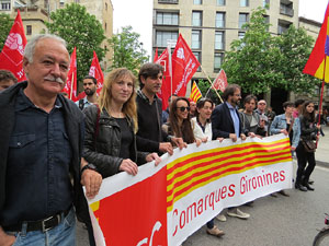 Manifestaci&oacute; de l'1 de maig pels carrers de Girona