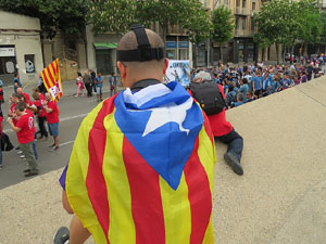 Manifestaci&oacute; de l'1 de maig pels carrers de Girona
