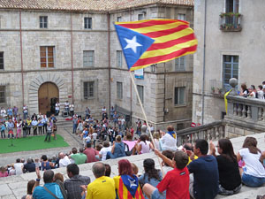 Assaig punter de la Via Lliure a la Diagonal de Barcelona, a les escales de la Catedral