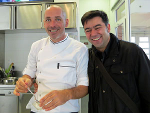 Mercat del Lleó. Sessió de cuina a l'Aula Gastronòmica a càrrec del xef Nir Zook