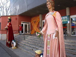 Enlla&ccedil;ats per la Llengua. El Mercat del Lle&oacute;