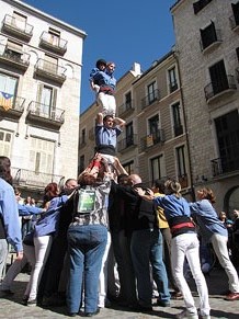 Enlla&ccedil;ats per la Llengua. La pla&ccedil;a del Vi