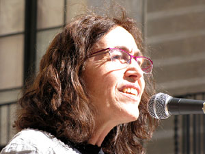 Enlla&ccedil;ats per la Llengua. La pla&ccedil;a del Vi