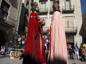 Enlla&ccedil;ats per la Llengua. La pla&ccedil;a del Vi