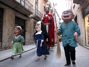 Cercavila a càrrec del grup Fal·lera Gironina