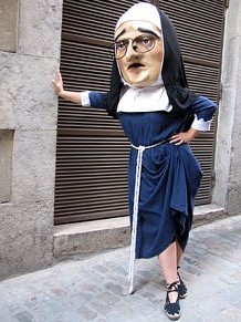 Cercavila a càrrec del grup Fal·lera Gironina