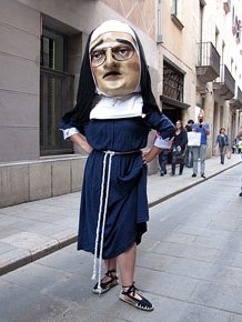 Cercavila a càrrec del grup Fal·lera Gironina