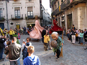 Cercavila a càrrec del grup Fal·lera Gironina