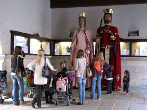 Cercavila a càrrec del grup Fal·lera Gironina