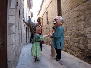 Cercavila a càrrec del grup Fal·lera Gironina