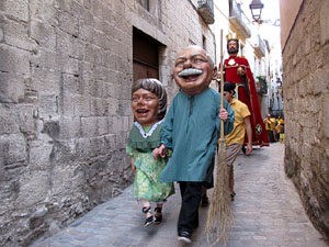 Cercavila a càrrec del grup Fal·lera Gironina