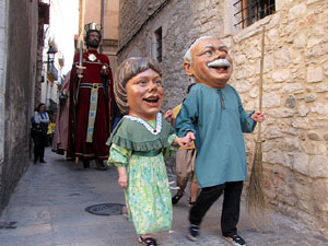 Cercavila a càrrec del grup Fal·lera Gironina