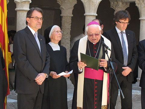 El president de la Generalitat, Artur Mas; l'abadessa de Sant Daniel, Maria Assumpció Pifarré; el bisbe de Girona Francesc Pardo i l'alcalde la ciutat, Carles Puigdemont